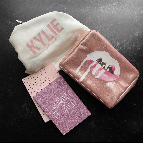 👄 Kylie Cosmetics I Want It All Pressed Powder Palette | Makeup Case and Bag 👄 - Picture 1 of 14